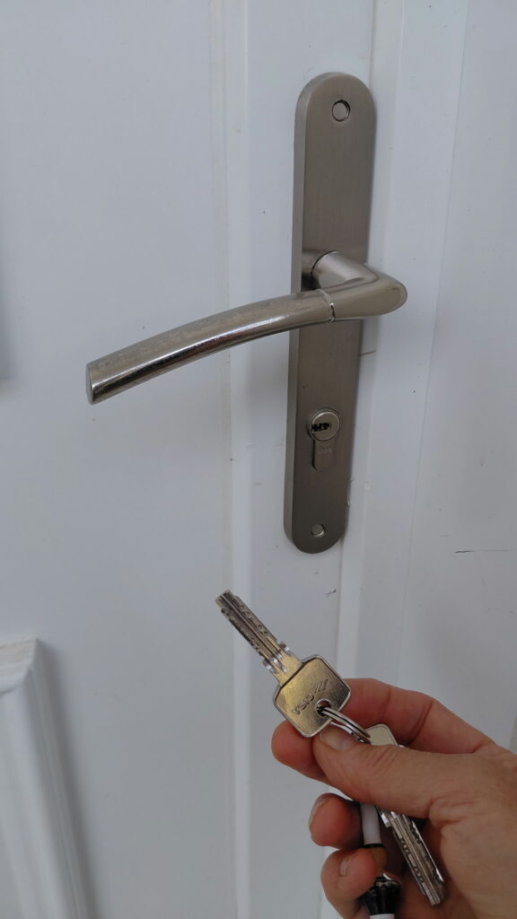 Serrurier Plescop, ouverture de porte Vannes